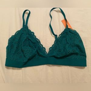 Target (brand- colsie) women’s lace bralette